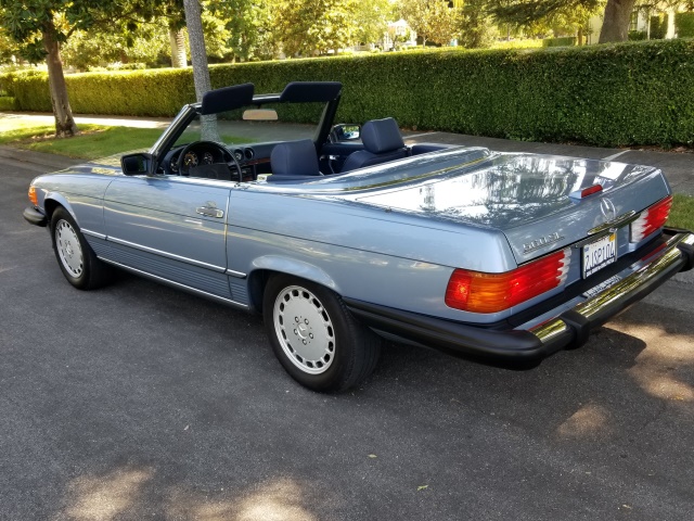 1988-mercedes-benz-560sl-020.jpg