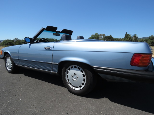 1988-mercedes-benz-560sl-101.jpg