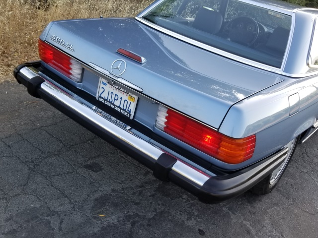 1988-mercedes-benz-560sl-141.jpg