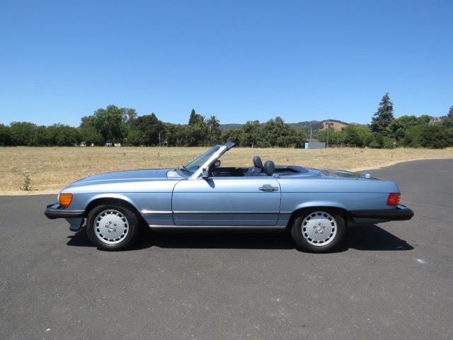 1988-mercedes-benz-560sl-273.jpg