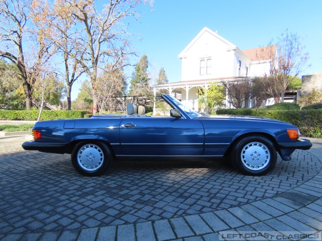 1989-mercedes-benz-560sl-039.jpg