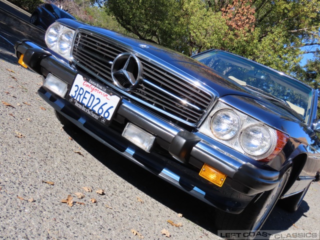 1989-mercedes-benz-560sl-062.jpg