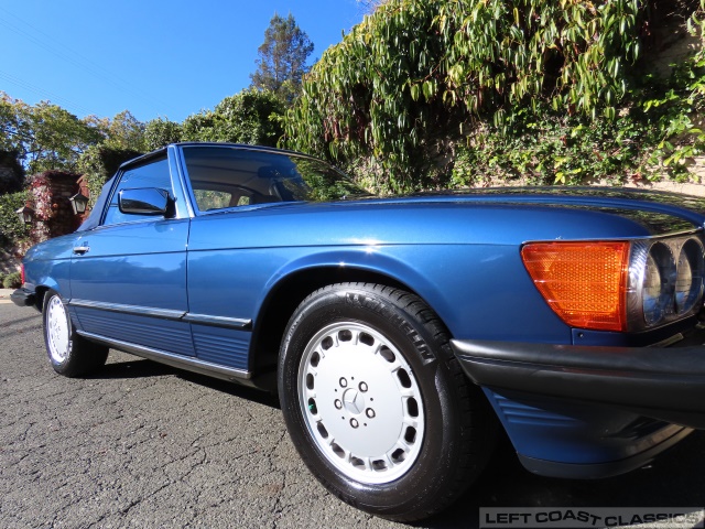 1989-mercedes-benz-560sl-087.jpg