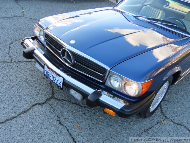 1989-mercedes-benz-560sl-130.jpg