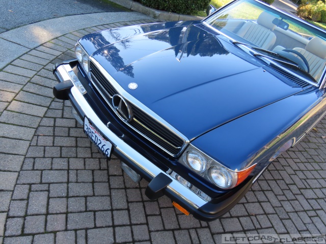 1989-mercedes-benz-560sl-135.jpg