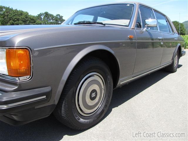 1989-rolls-royce-silver-spur-026.jpg