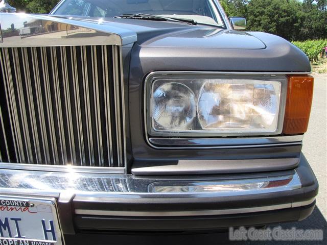 1989-rolls-royce-silver-spur-043.jpg