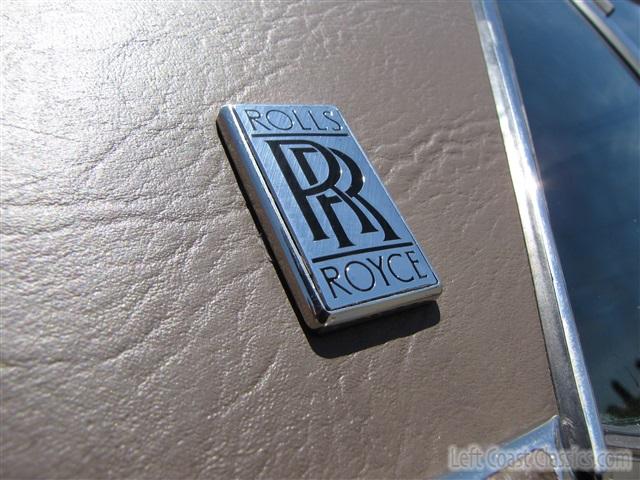 1989-rolls-royce-silver-spur-068.jpg