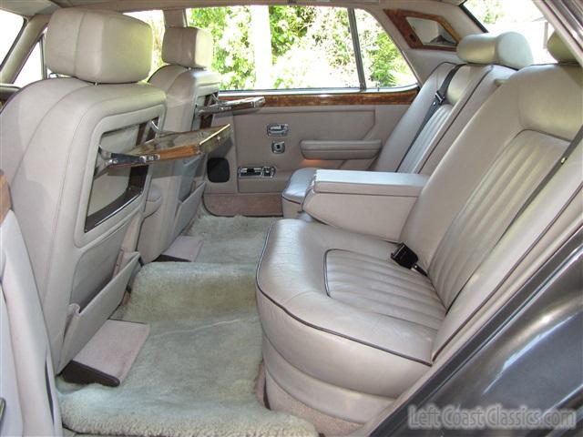 1989-rolls-royce-silver-spur-088.jpg