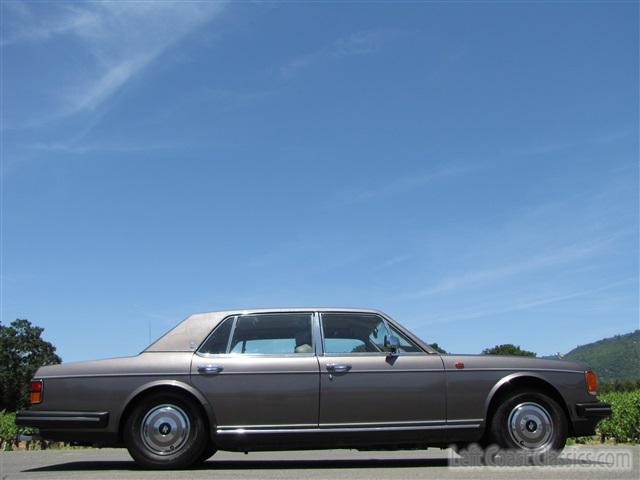 1989-rolls-royce-silver-spur-149.jpg