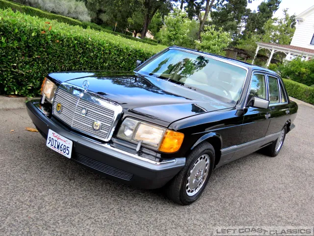 1990 Mercedes-Benz 300SEL Slide Show