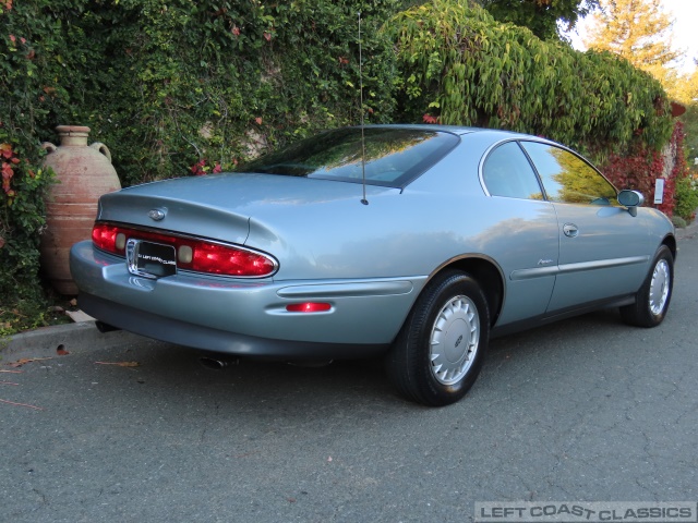 1995-buick-riviera-019.jpg