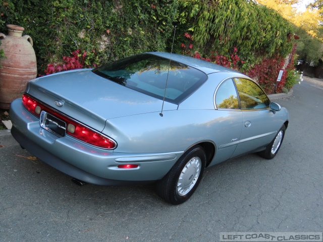 1995-buick-riviera-020.jpg