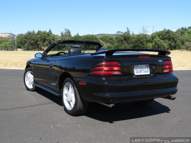 1995-ford-mustang-gt-convertible-016.jpg