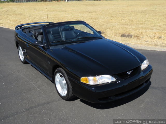 1995-ford-mustang-gt-convertible-039.jpg