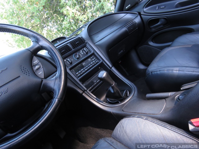 1995-ford-mustang-gt-convertible-107.jpg