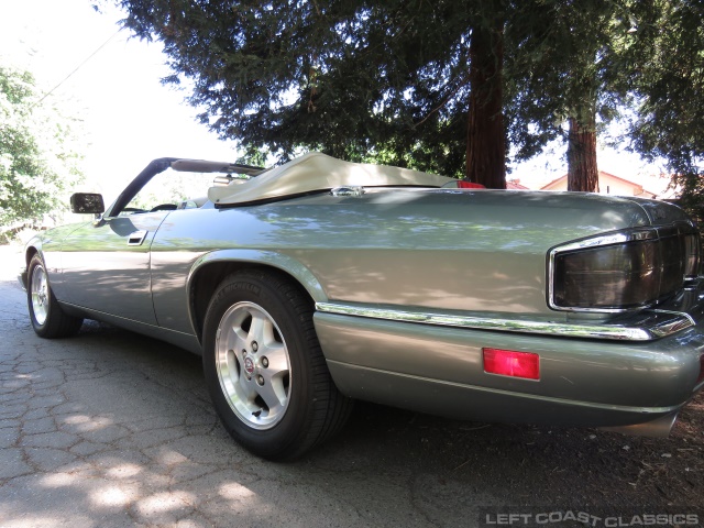 1995-jaguar-xjs-convertible-067.jpg