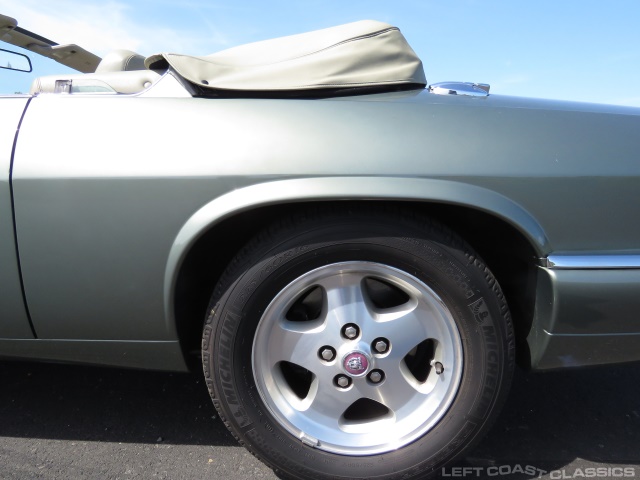 1995-jaguar-xjs-convertible-075.jpg