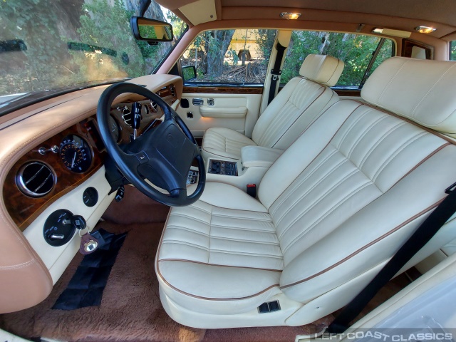 1996-rolls-royce-silver-spur-iii-116.jpg