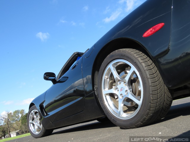 2002-corvette-c5-convertible-090.jpg