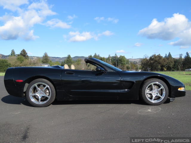 2002-corvette-c5-convertible-197.jpg