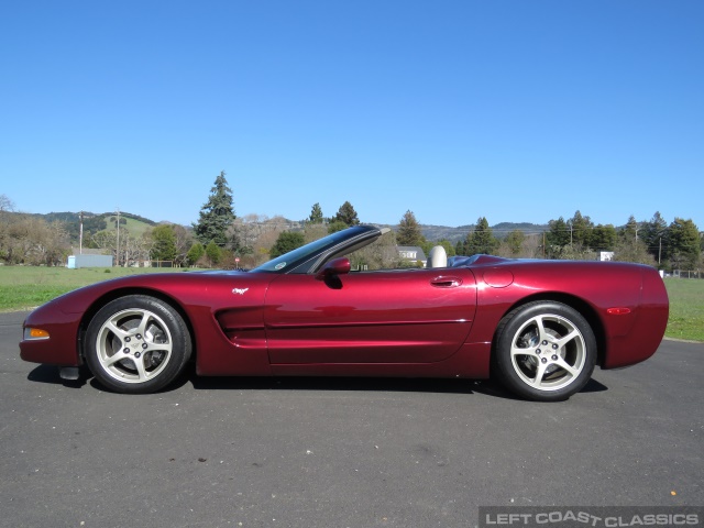 2003-corvette-c5-50th-anniversary-006.jpg