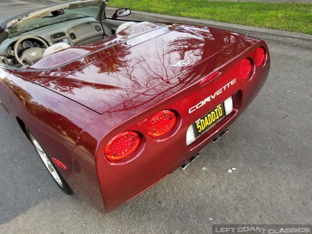 2003-corvette-c5-50th-anniversary-063.jpg