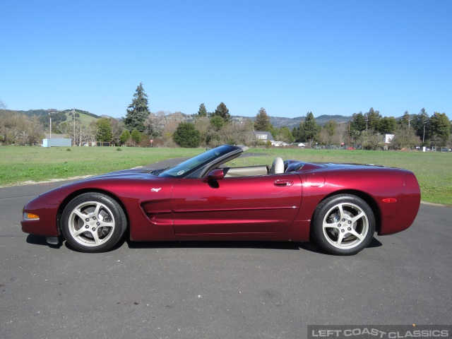 2003-corvette-c5-50th-anniversary-127.jpg