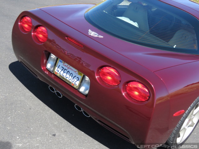 2003-chevy-corvette-c5-coupe-048.jpg