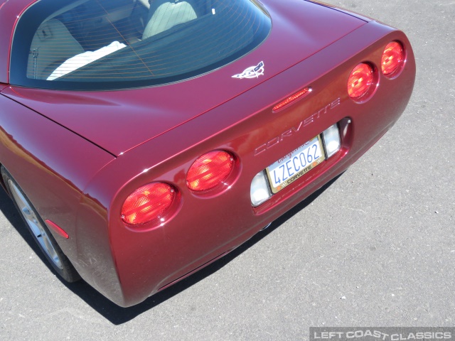 2003-chevy-corvette-c5-coupe-051.jpg