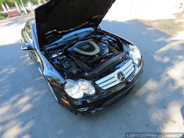 2008-mercedes-benz-sl550-103.jpg