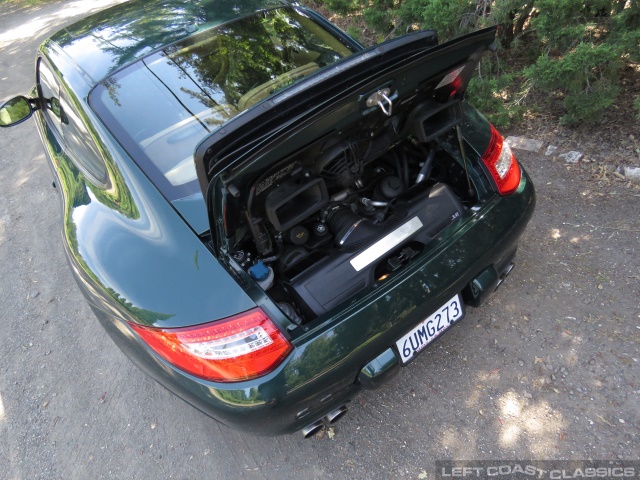 2009-porsche-911-carrera-s-121.jpg