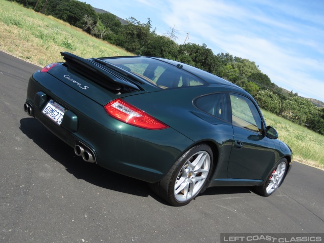 2009-porsche-911-carrera-s-148.jpg