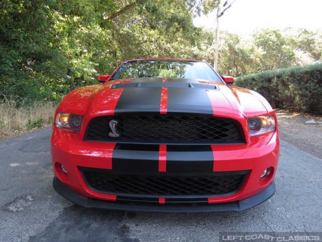 2010-ford-shelby-gt500-003.jpg