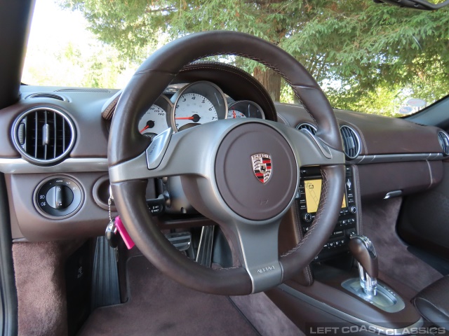 2010-porsche-boxster-s-100.jpg