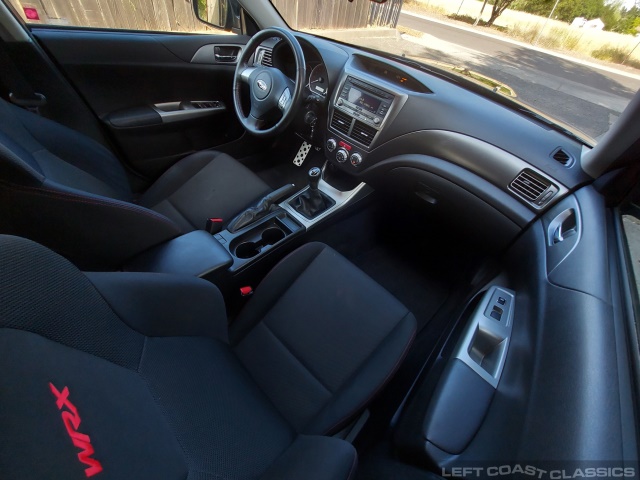 2010-subaru-impreza-wrx-102.jpg