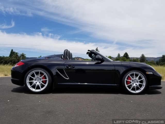 2011-porsche-boxster-spyder-025.jpg