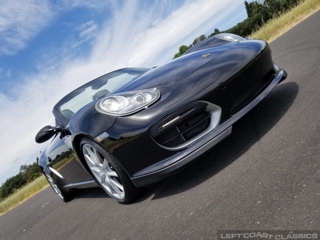 2011-porsche-boxster-spyder-029.jpg