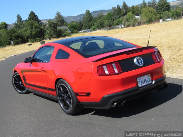 2012-ford-mustang-boss-302-008.jpg