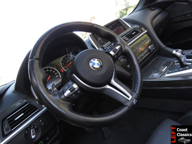 2015-convertible-bmw-m6-104.jpg