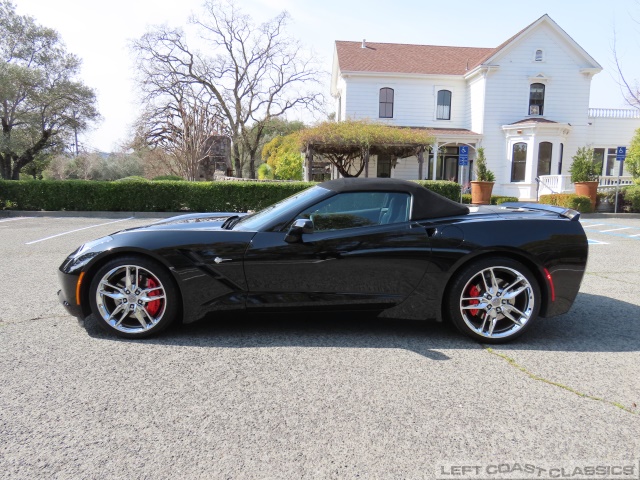 2017-chevrolet-corvette-z51-lt2-021.jpg