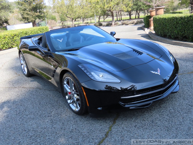 2017-chevrolet-corvette-z51-lt2-049.jpg