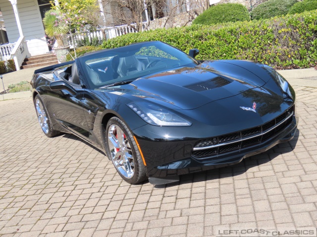 2017-chevrolet-corvette-z51-lt2-053.jpg