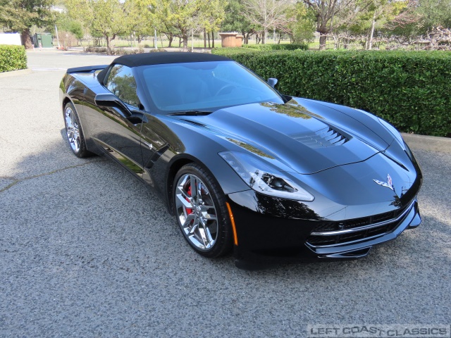 2017-chevrolet-corvette-z51-lt2-055.jpg