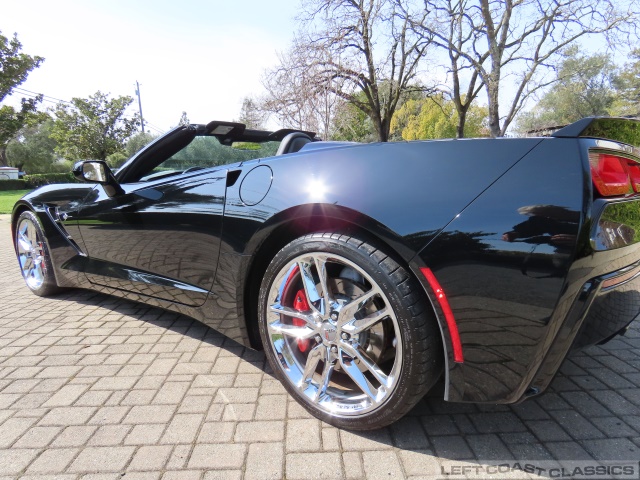 2017-chevrolet-corvette-z51-lt2-092.jpg