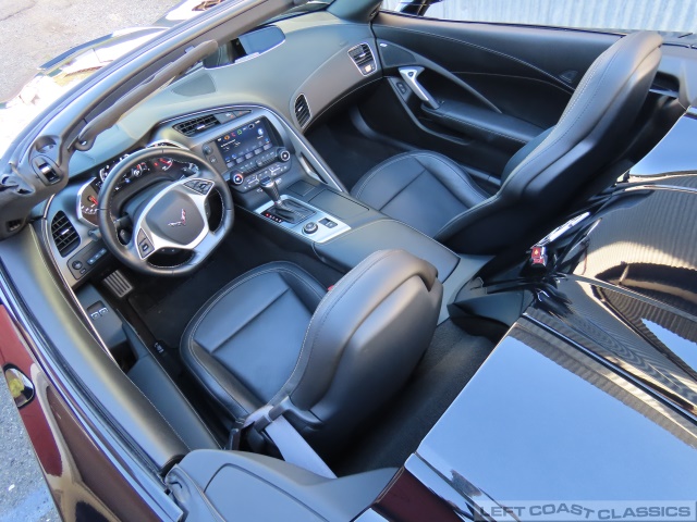 2017-chevrolet-corvette-z51-lt2-116.jpg