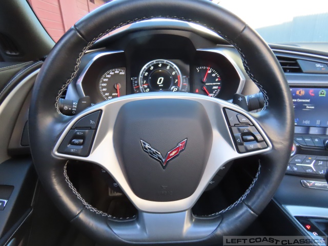 2017-chevrolet-corvette-z51-lt2-124.jpg