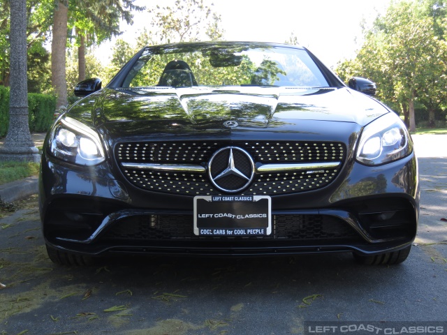 2019-mercedes-benz-amg-slc-43-003.jpg