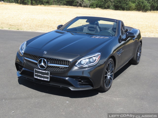 2019-mercedes-benz-amg-slc-43-007.jpg