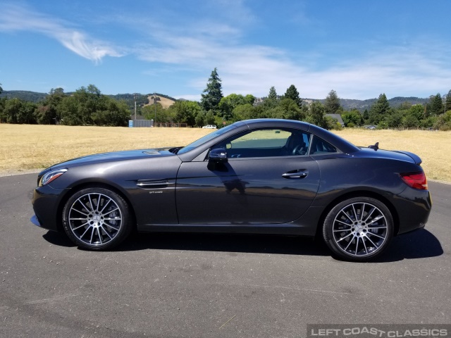 2019-mercedes-benz-amg-slc-43-015.jpg